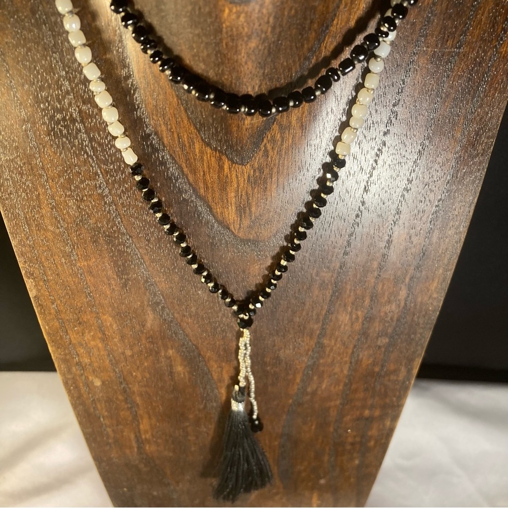 Necklace beaded black white gold layered necklace
